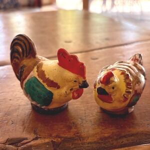 1950/60 Japan Ceramic Rooster and Hen Salt and Pepper Shakers Farmhouse Decor